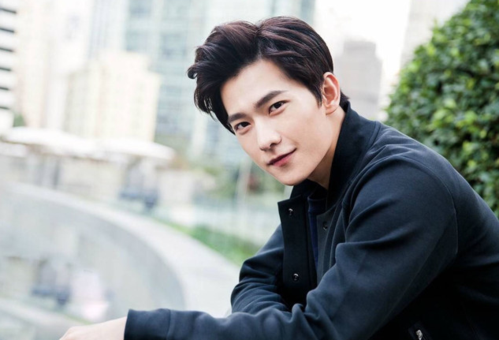 杨洋新剧《特战荣耀》未播先火,化身特种兵,一身戎装又黑又帅