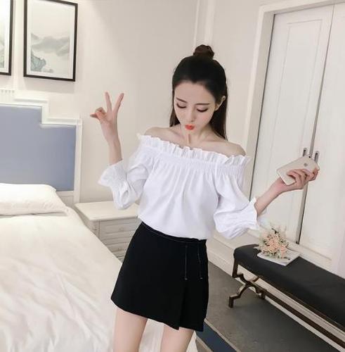 一字领露肩雪纺衫怎么搭配裙装凸显少女俏皮感