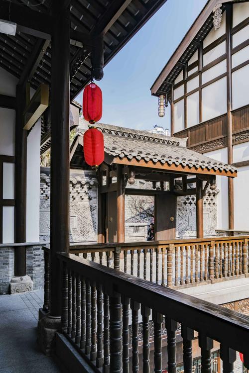 弹子石老街中的王家大院