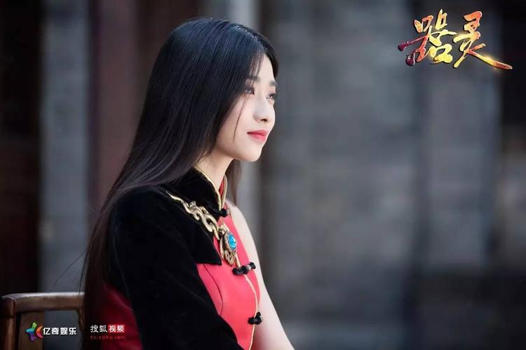 成也忠义,败也忠义,听说"耿直girl"重黎第二季的人生
