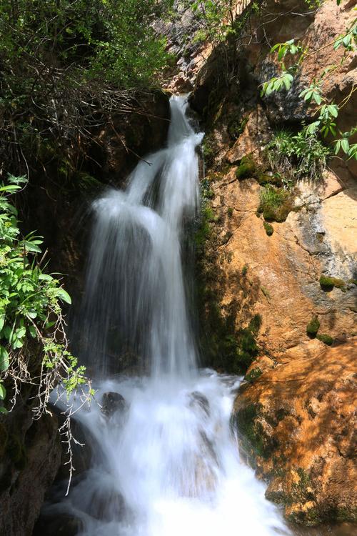 标题:红沟风景