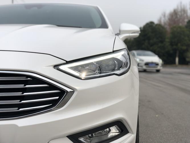 2018年1月福特 蒙迪欧 2018款 ecoboost 200 智控时尚型 国vi