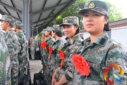 2014年我州征集1000余名新兵今日600多人踏上征程