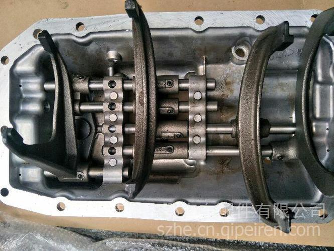 法士特小八档125变速箱大盖总成 js125t-1702015