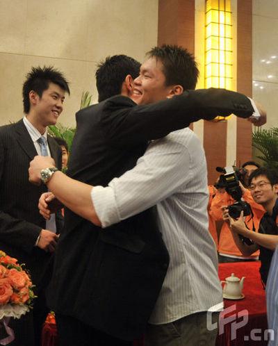 杜锋婚礼阿联抢镜引骚动 52桌盛宴13道菜全揭秘