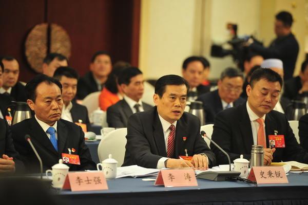 全国人大代表史秉锐:到去年年底,河南85%的贫困人口已