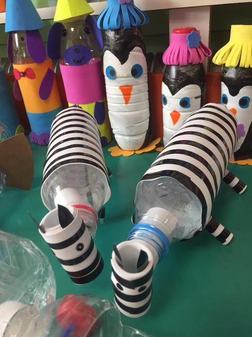 瓶子变变变!北塔幼儿园教师手工作品展