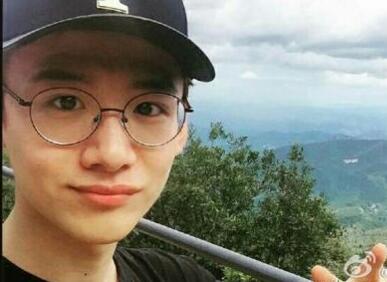 白敬亭女朋友是谁 白敬亭郑合惠子什么关