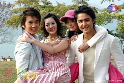 电视剧 青青苹果乐园>是谁主演?