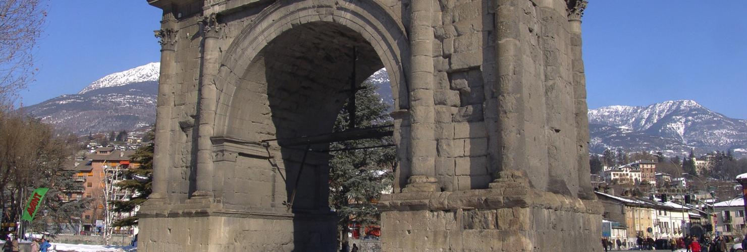 奥古斯都凯旋门旅游攻略