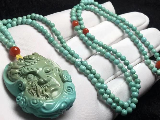 原矿高瓷绿松石一念之间吊坠_绿松石_吊坠_配搭_原矿绿松石_时尚_配饰