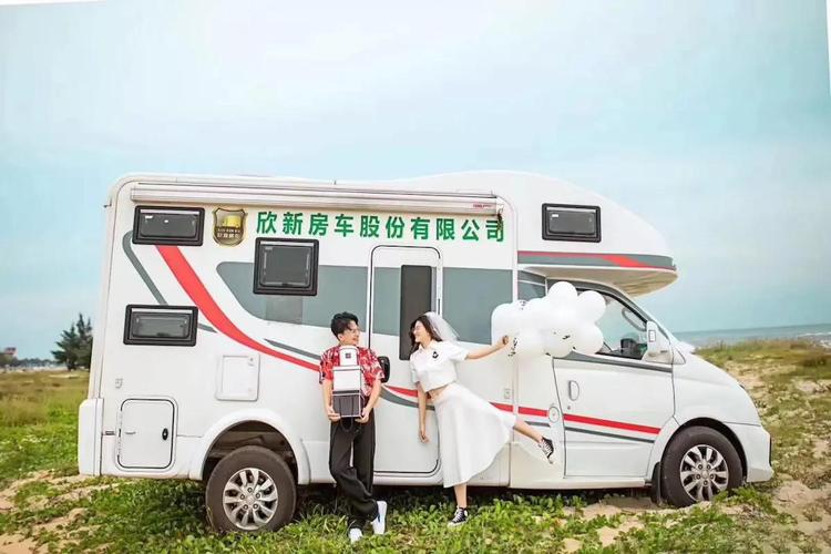 婚礼蜜月旅行首选欣新房车 房车旅游自驾游