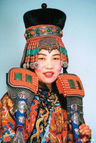 北方游牧民族——蒙古族绚丽多彩的民族服饰文化的演变