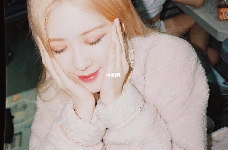 5.05|rose 电脑壁纸_壁纸_rose朴彩英_素材_壁纸