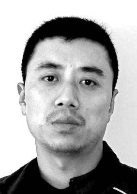 张天来,现年35岁,宝鸡人,农民,1998年因敲诈被拘役四个月.