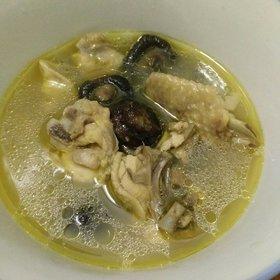 香菇炖鸡汤