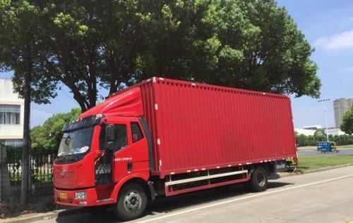 七米八厢式货车解放j6 - 12万