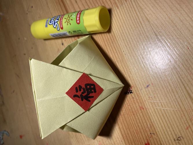 望海幼儿园大二班手工活动《新年福袋》