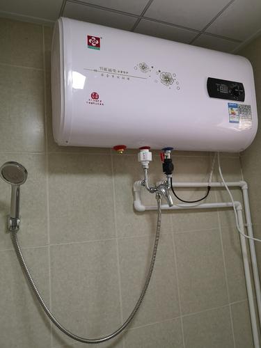 特价电热水器电家用小型扁桶节能储水式速热洗澡机40/50/60/80l 扁桶