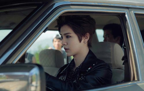 鹿晗～勋章mv截图