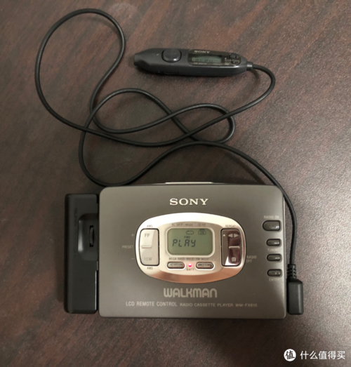 索尼walkman随身听wm-fx615:听1979年古老磁带金曲