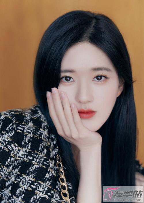 留黑长直女明星大盘点谁才是真正的直发女神