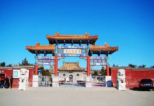 净觉寺位於河北省玉田县城南40公里的蛮子营村东,是一座规模较大