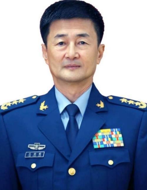 范骁骏空军上将: 北部战区政委