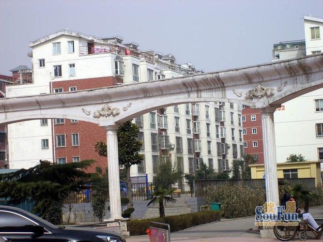 兴隆花园外景图