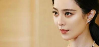 范冰冰的"精灵耳"一招就撩人,真能搞事情!