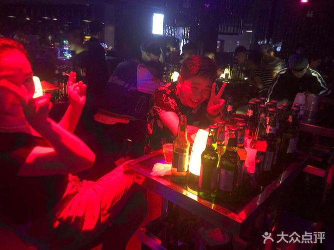 乐巢酒吧图片