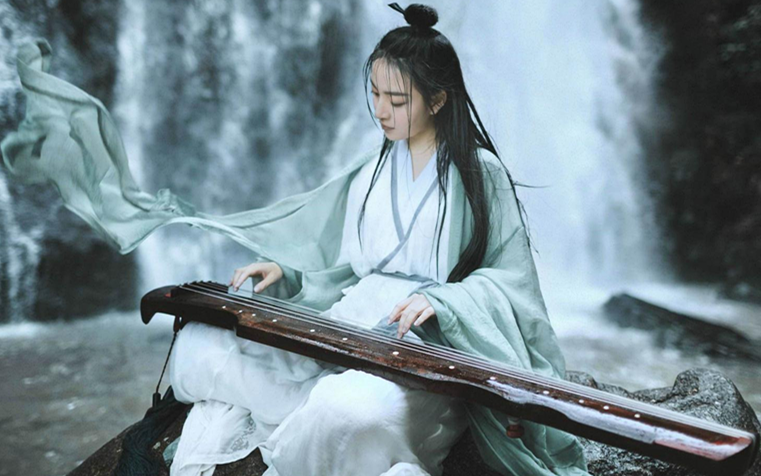 100首古琴曲告诉你——临摹抚琴的女人,美到了骨子里!