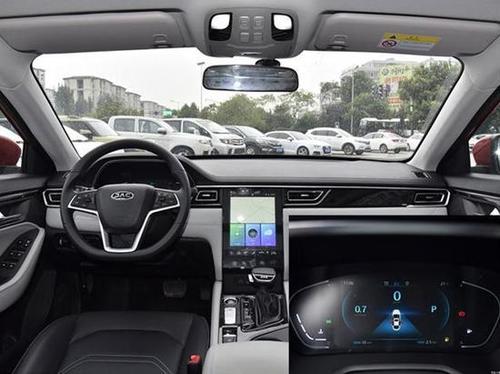 江淮嘉悦a5内饰