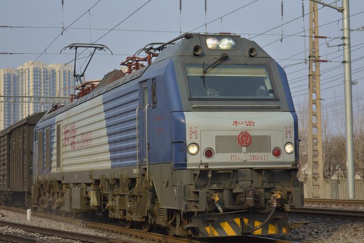 hxd2b 0410 京局邯段 邯郸一场方向 f/5.6 1/1000s iso320 55mm