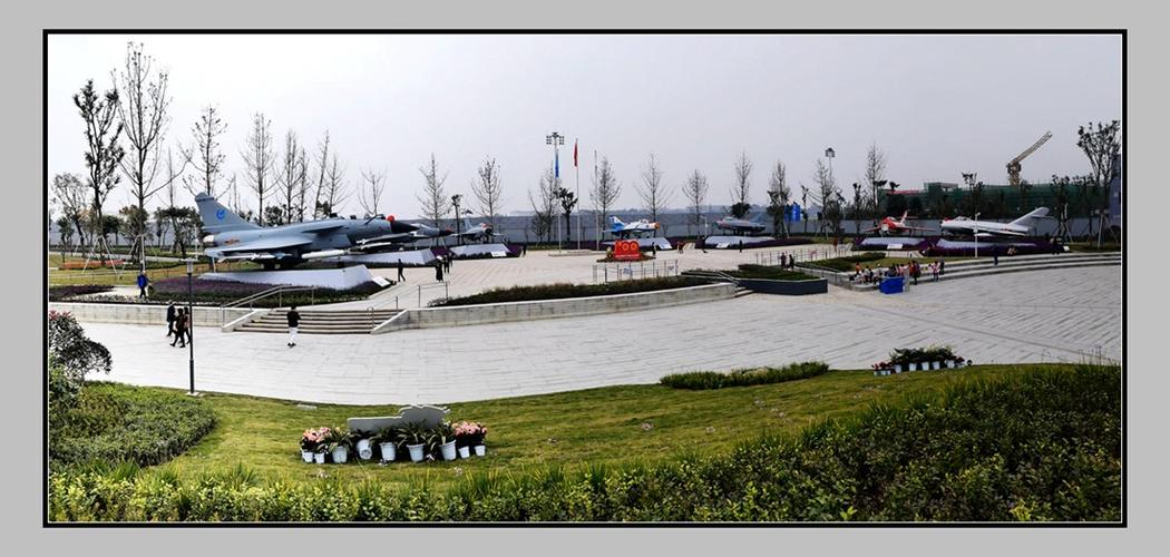 成飞公园中国园林式战斗机博物馆