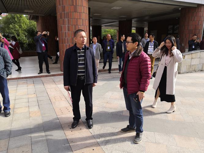 在花城的冬天里享受教育的阳光一一遂溪县中学校长高级研修班学习日志