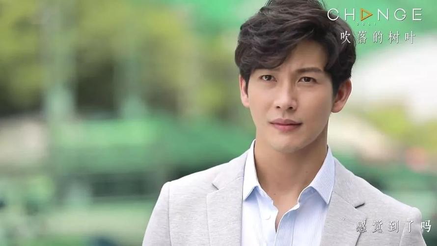 男主是泰国当红男演员普提查·克瑟辛,被网友称为push推哥,就是迷死人