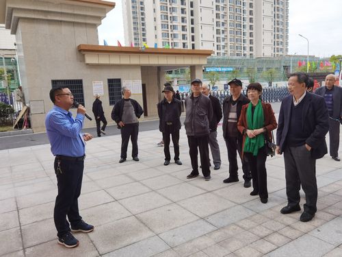 城北小学校长王志云在介绍办学理念