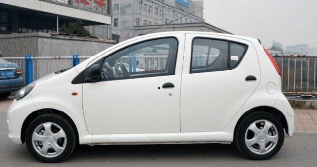 油耗仅4毛,自动挡才卖3.13万,奈何无人理