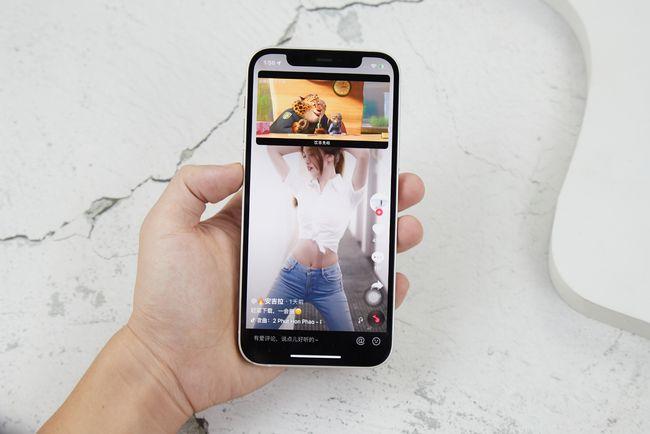 手机分屏体验对比安卓阵营pk苹果都有哪些明显的优势