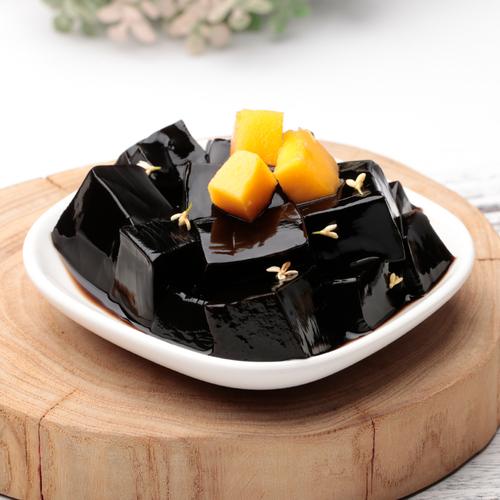  p>客家烧仙草是以黑凉粉,南瓜,糯米粉,红豆,西米为主料,白糖为辅料的