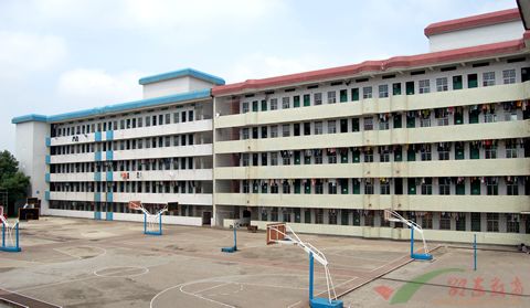 邵东四中