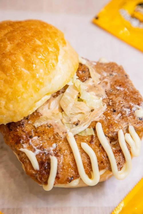 网红猪扒包惊现伦教,仅几天就圈粉无数,嘴要张大2倍吃