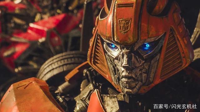 电影版变形金刚汽车人飞过山面部表情