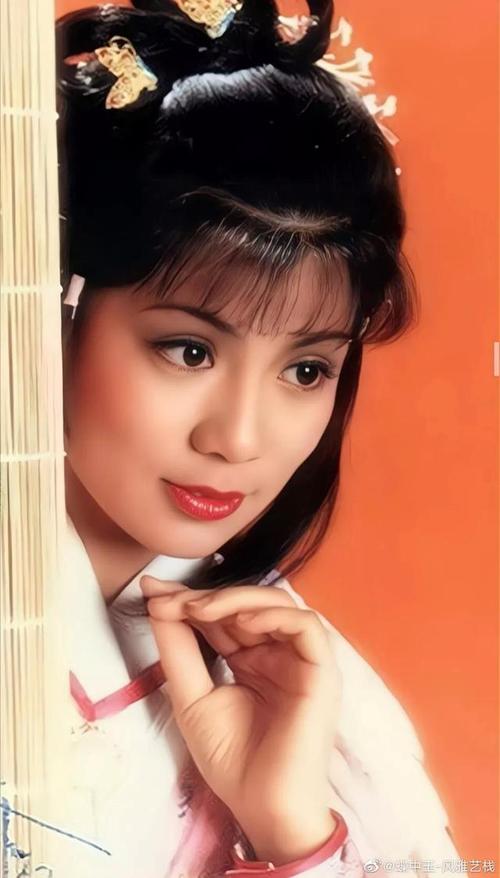 翁美玲古装壁纸