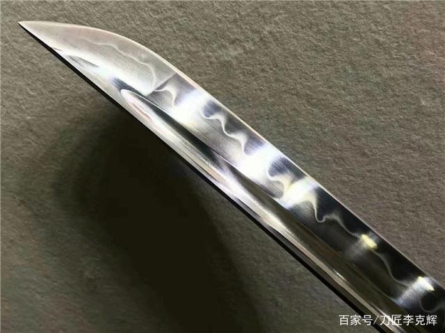 「鉴赏」盘龙烧刃武士刀