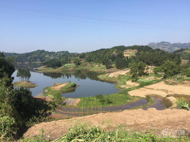 宝石湖水库