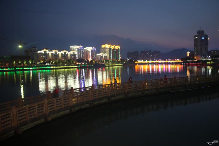 在河源市拍的一些夜景