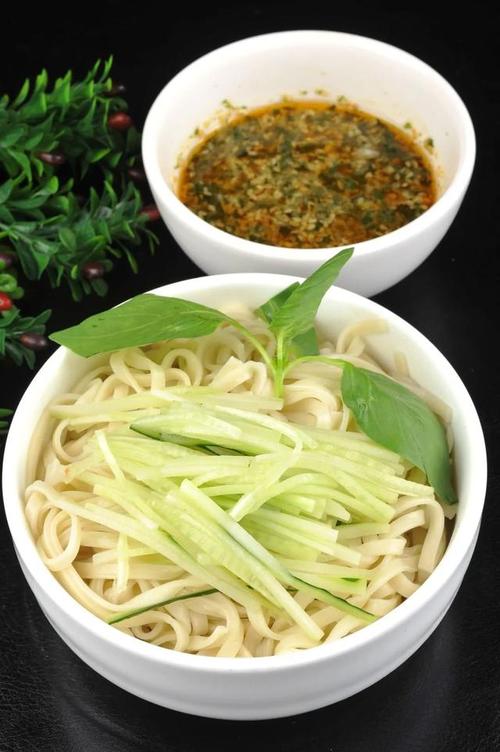 没有了荆芥,河南人夏天该怎么活?|荆芥|变蛋|面条_新浪新闻