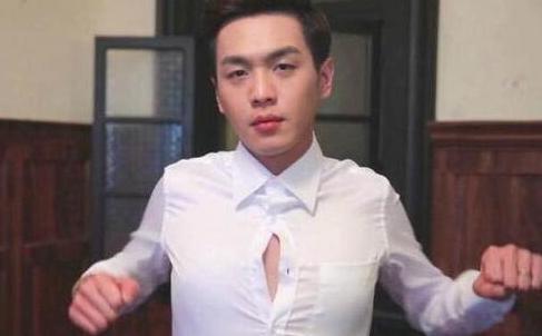 杨洋翘臀张若昀胸肌,让人看了羡慕,而他这个部位让人一言难尽